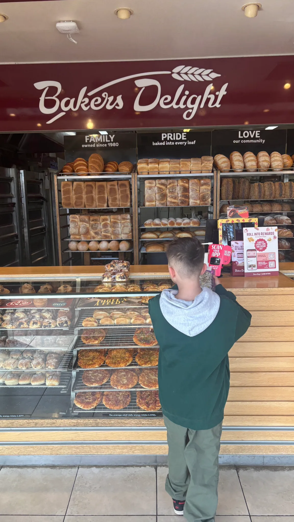 Kristof is 🛍️ shopping at Bakers Delight.