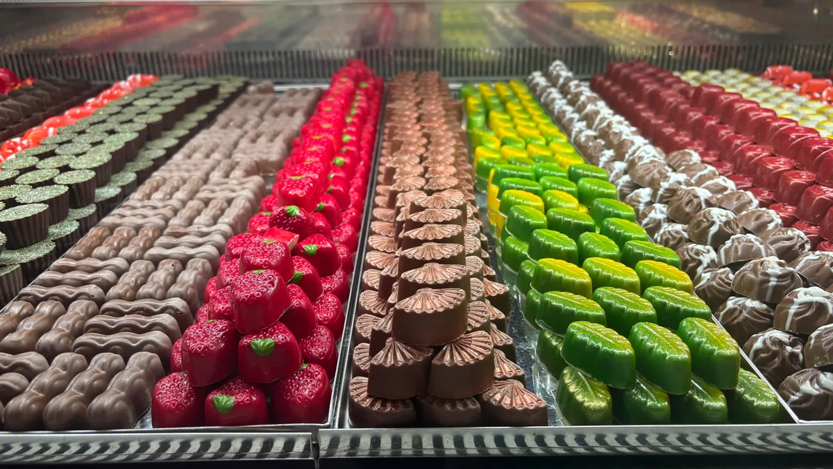 Kristof is 🍽️ eating at Great Ocean Road Chocolaterie and Ice Creamery with Raphael and Nada.