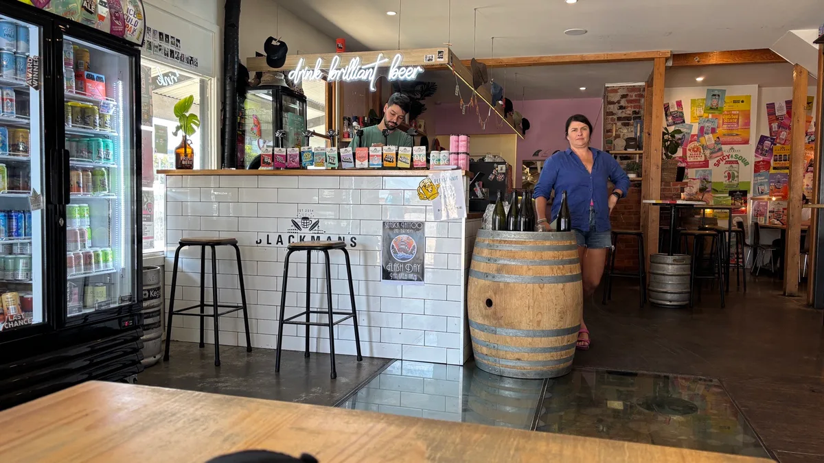 Kristof is 🍽️ eating at Blackman's Brewery with Nada.
