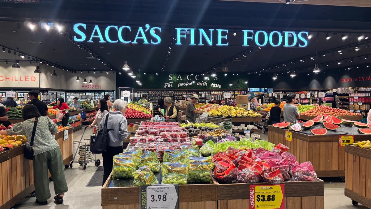 Kristof is 🧺 shopping at Sacca's Fine Foods.