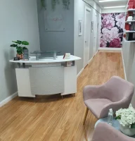 Rachel's Beauty Rooms logo