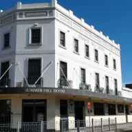 Summer Hill Hotel logo
