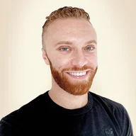 Dan Doyle COLOUR logo