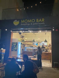 Momo Bar Manly logo
