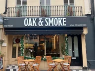 Oak & Smoke logo