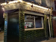 Streeties logo