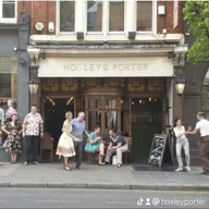 Hoxley & Porter logo
