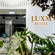 LUXM Hair Salon Hooroo - Haircut, Hair Color, Perm, Hairdresser logo