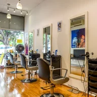 J&S Hair Salon logo