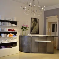 Hair Time logo