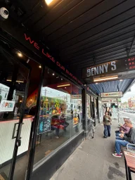 Benny's American Burger - Fitzroy logo
