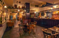 Davy's at St James's logo