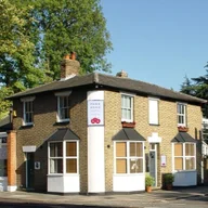 Park Road Dental Centre logo