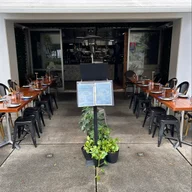 Mazcina Resto-Bar logo