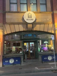 Insignia on Flinders Bar logo