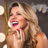 Linda Dantas Hairstylist in Colliers wood | Balayage & Colour Specialist logo