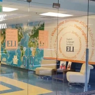 One Embarcadero Center logo