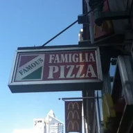 Famous Famiglia logo