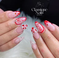 Classique Nails logo