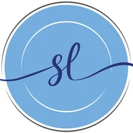 Shelacque nail salon logo