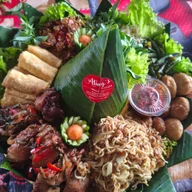 Aling's Kitchen and Catering logo