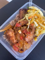 Shaggy's Caribbean Cuisine & Bakery logo