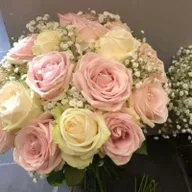Buttercups Florists logo