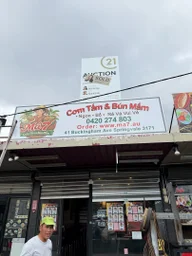 Má 7 Cơm Tấm Bún Mắm logo