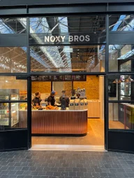 Noxy Brothers logo