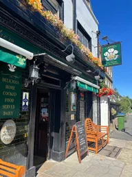 The Plume of Feathers logo