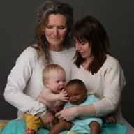 Amsterdam Baby Massage School logo