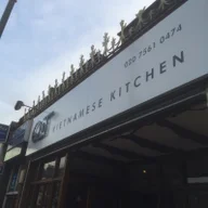 Q&T Vietnamese Kitchen logo