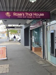 Rose's Thai House logo