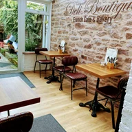 Deli Boutique logo