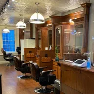 Beacon Hill Barbershops logo