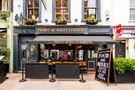 The Prince Of Wales Feathers logo