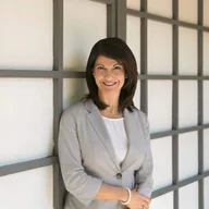 Maree McCrorie McGrath Estate Agents logo
