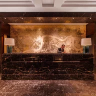 Four Seasons Hotel London at Park Lane logo
