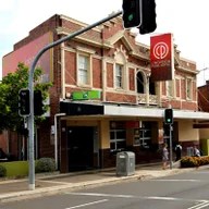 Croydon Park Hotel logo