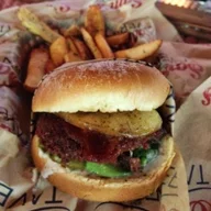 Sam's Tavern logo