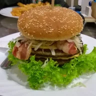 Curry and Burger logo