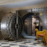 The Vault Bar and Lounge logo