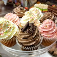 Camden Bakery logo