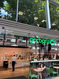 Garbanzos Falafel & Salad Bar (Tottenham Court Road) logo