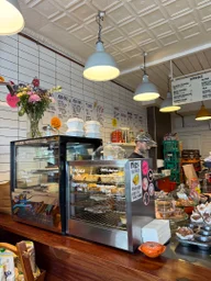 Pickles Milk Bar logo