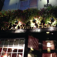 Ye Old White Horse logo