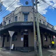Royal Albert Hotel logo
