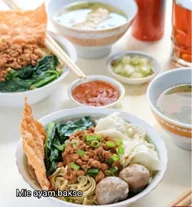 Mie Ayam Bakso Malang 95 logo