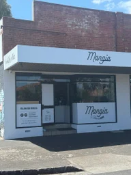 Mangia by Take me home logo