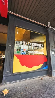 Huxtaburger Collingwood logo
